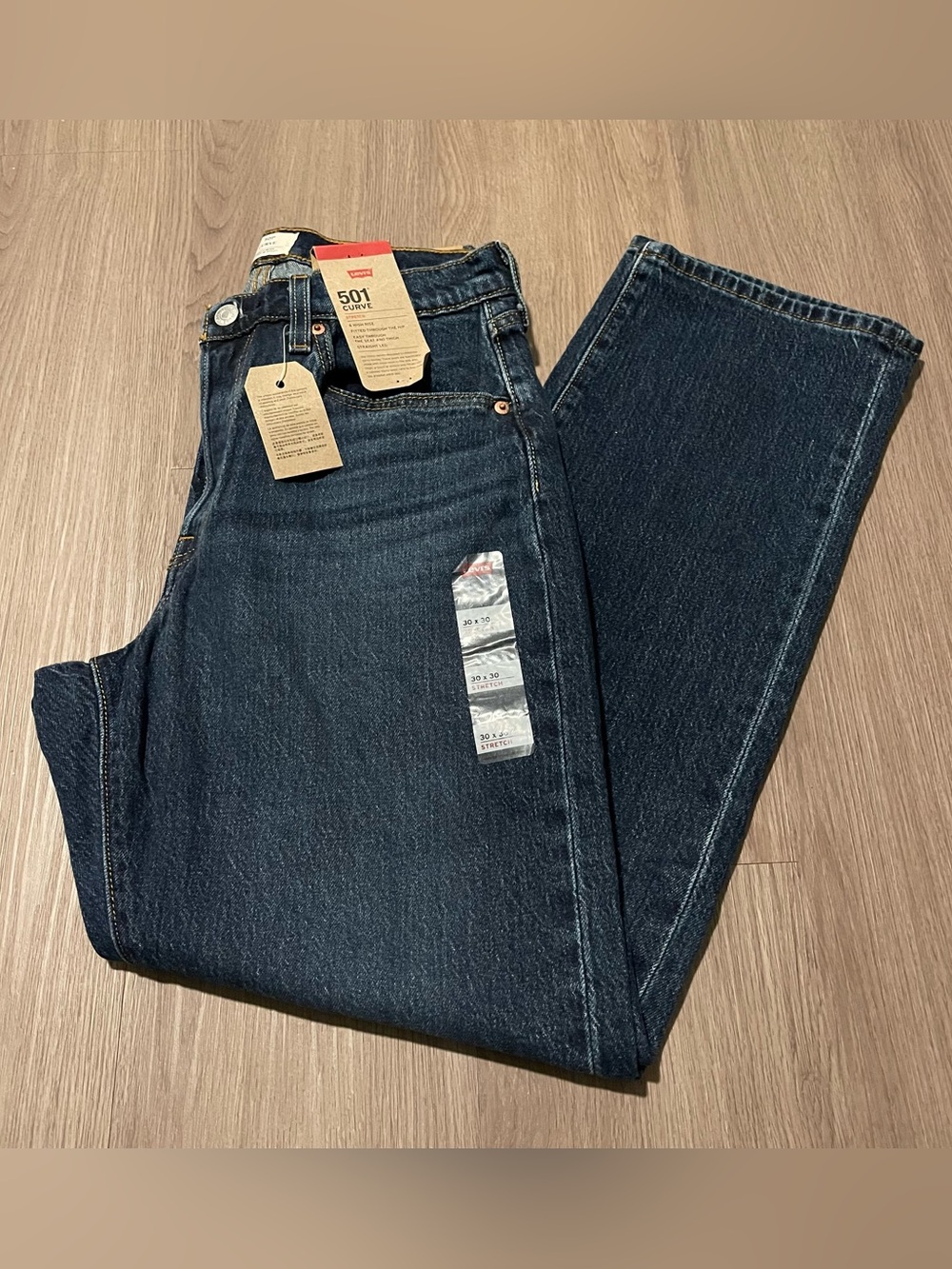 NWT Women’s Levi’s 501 Curve Jeans Size 30x30
